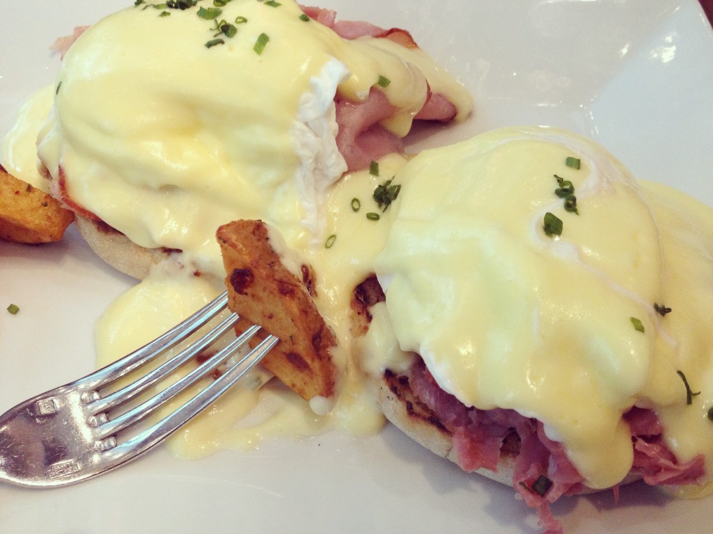 Loulay Eggs Benedict